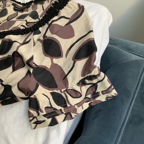 BCBG flowy silk purple top - Picture 6 of 9